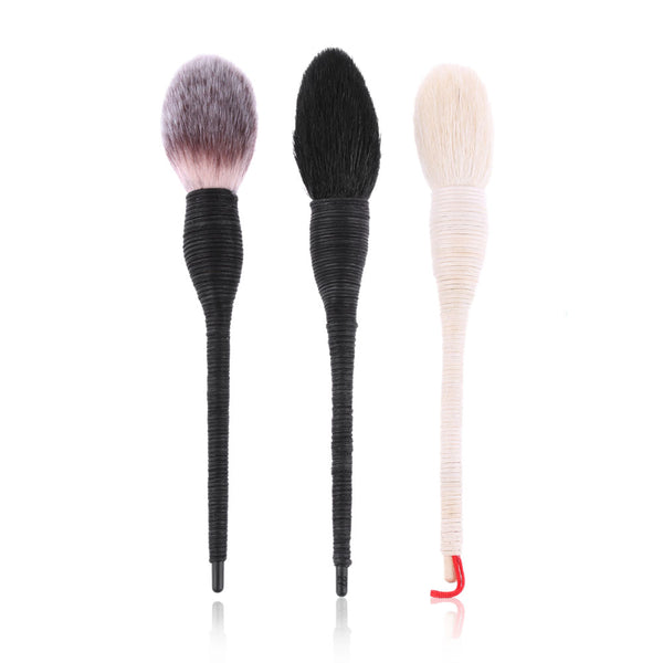 Kabuki Flat Contour Blusher