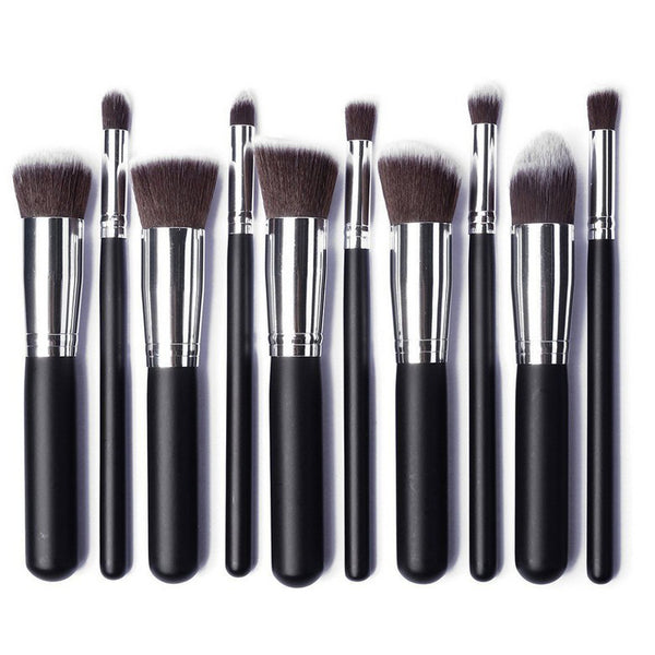Classic Matte Black Makeup Brush